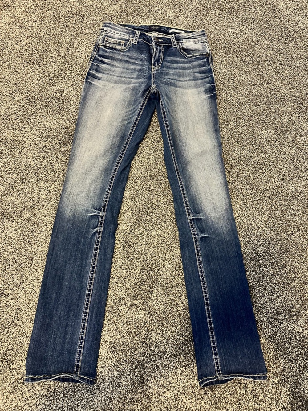 Daytrip Faded Blue Straight-Leg Jeans